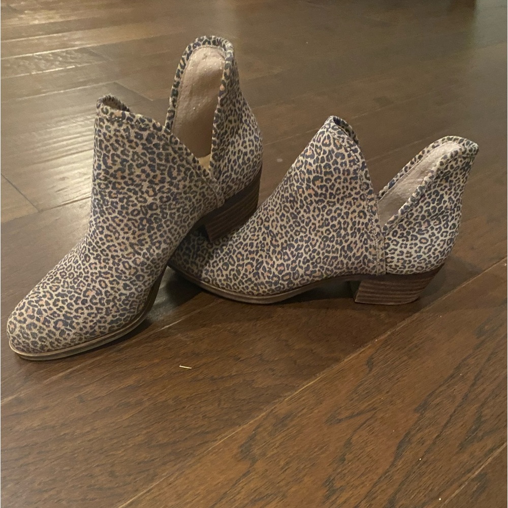Size 9 leopard ankle boots.  Gently worn.